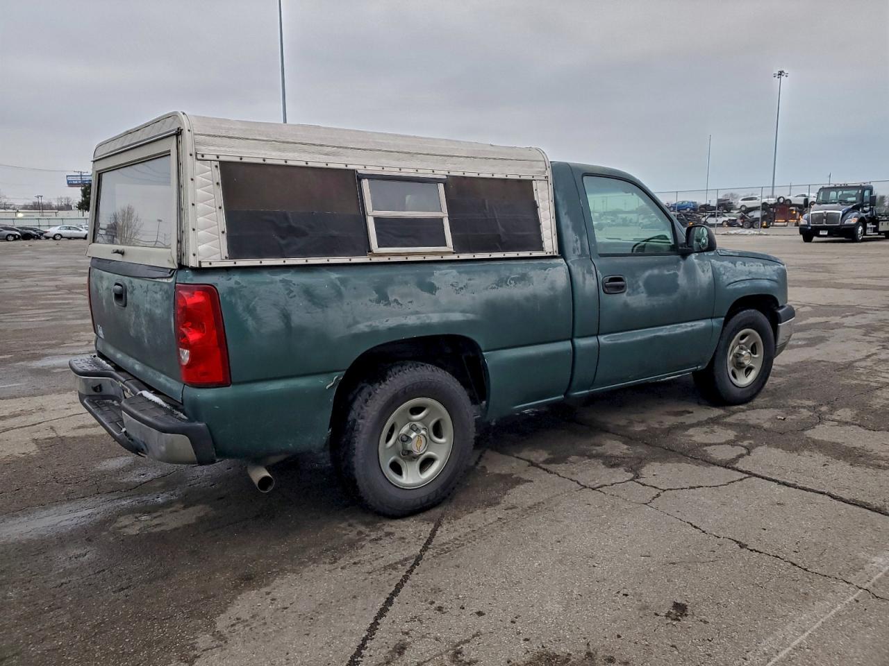 2003 CHEVROLET SILVERADO C1500 photo 3