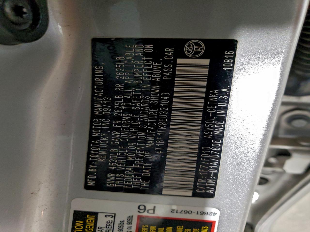 2014 TOYOTA CAMRY L photo 12