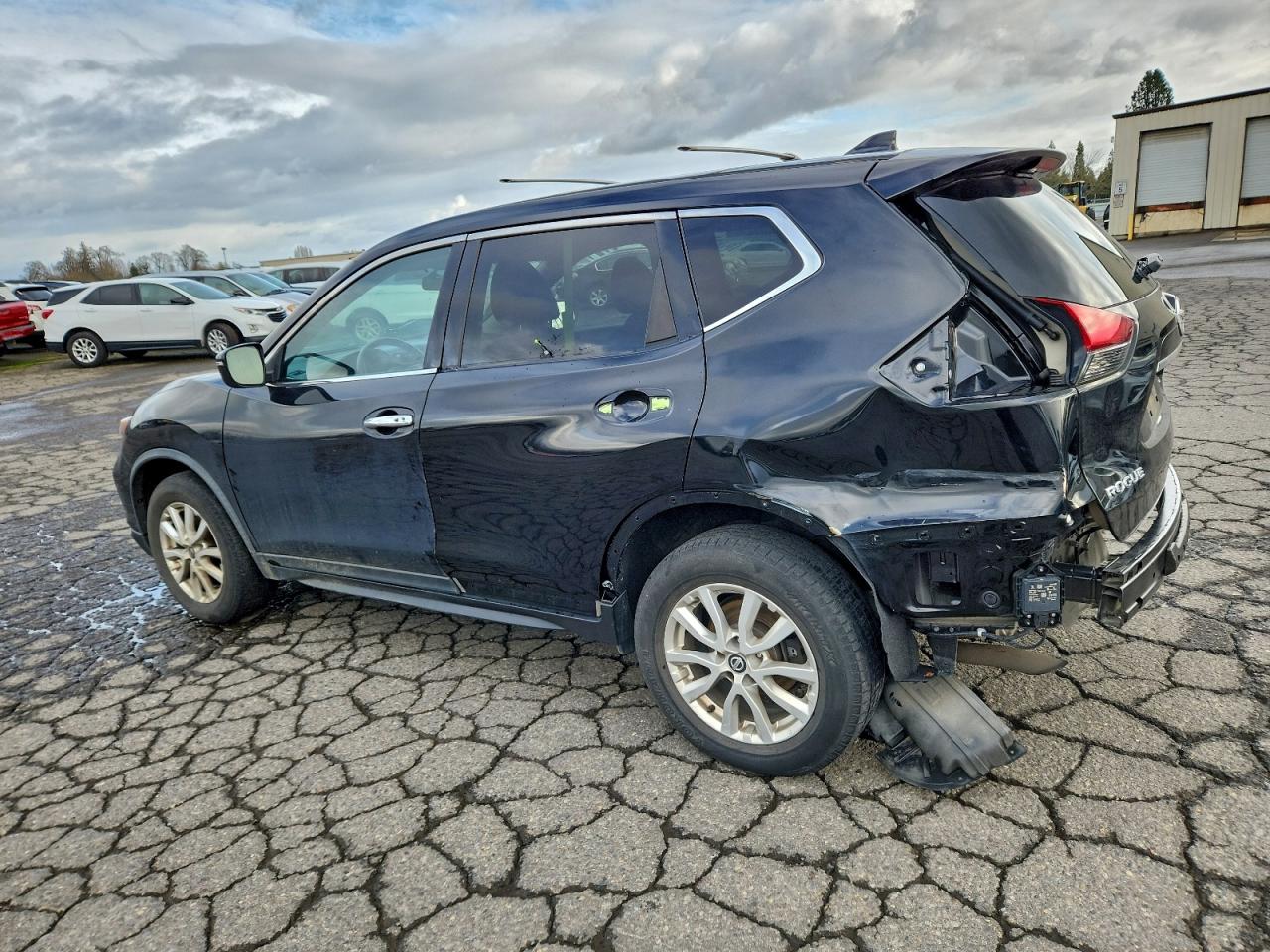 2017 NISSAN ROGUE S photo 2