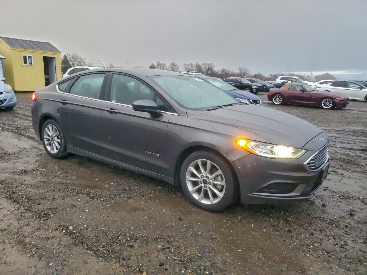 2017 FORD FUSION SE HYBRID photo 4