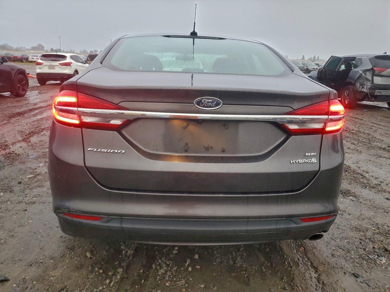 2017 FORD FUSION SE HYBRID photo 6