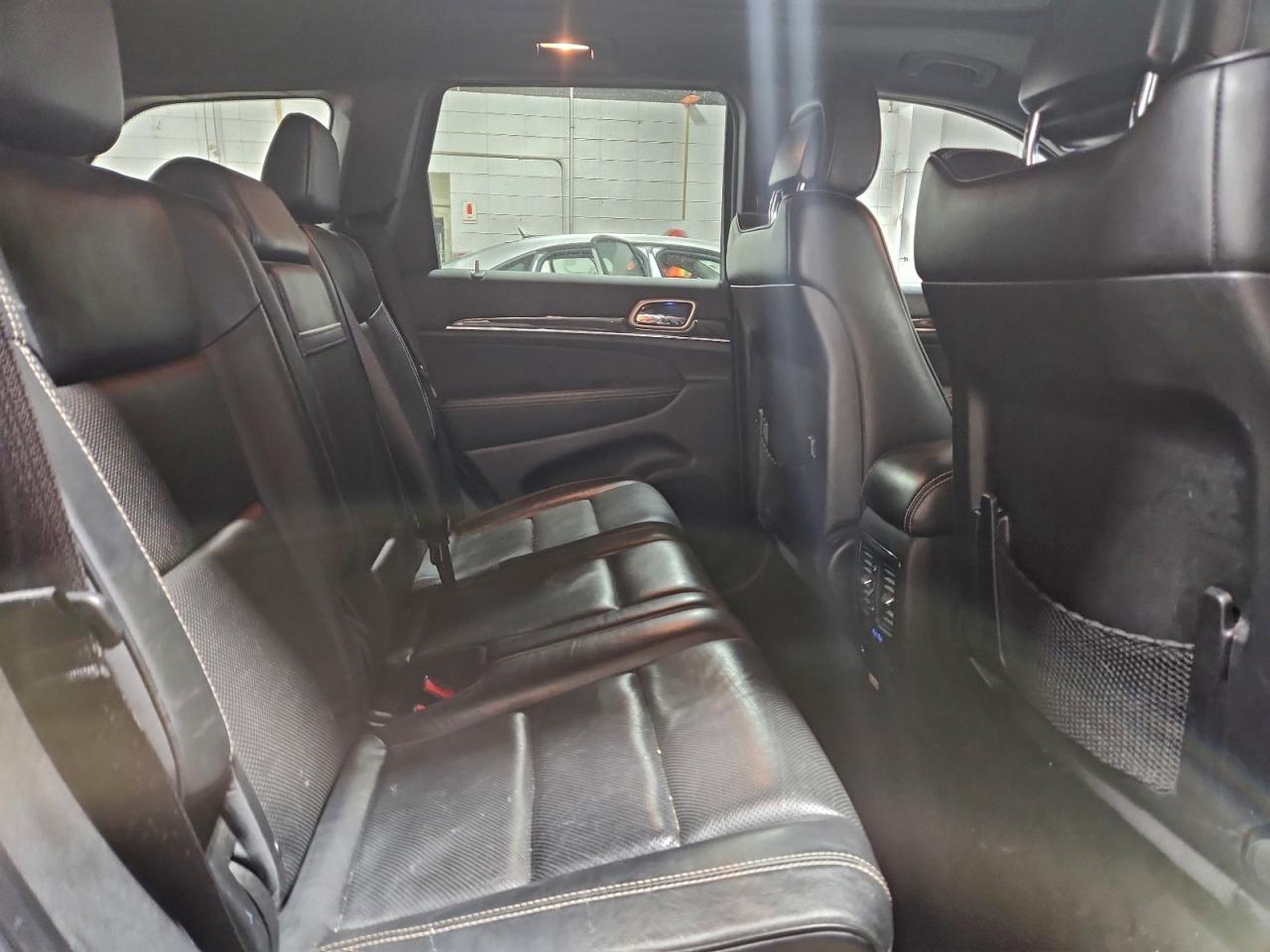 2014 JEEP GRAND CHEROKEE OVERLAND photo 11