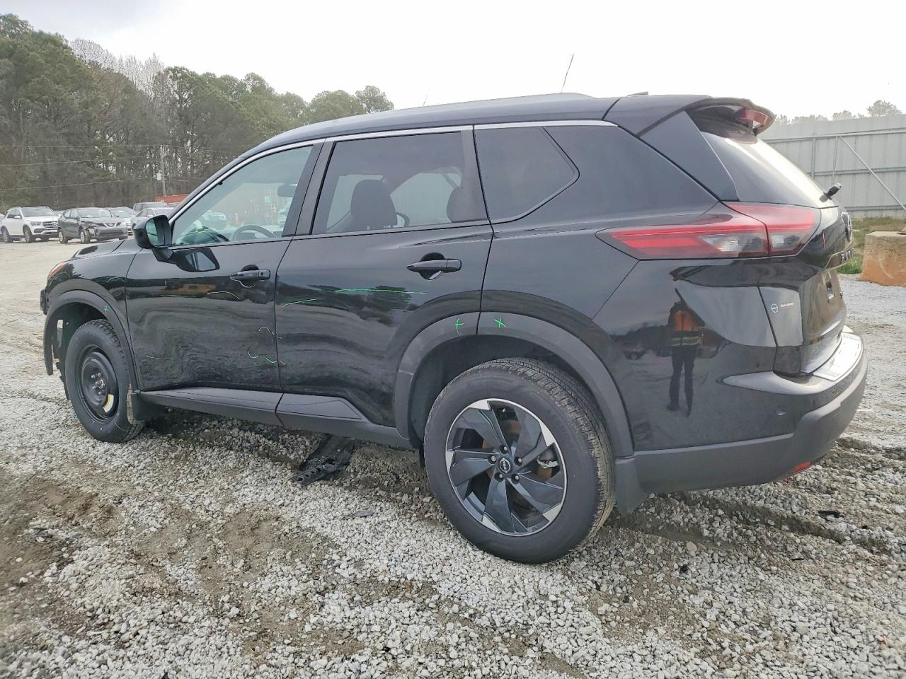 2024 NISSAN ROGUE SV photo 2
