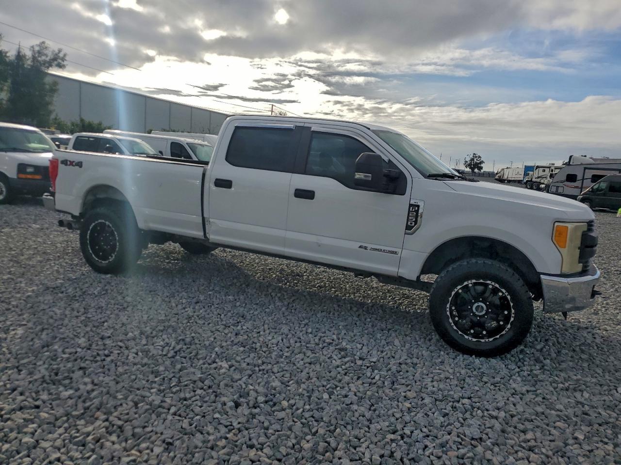 2017 FORD F250 SUPER DUTY photo 4