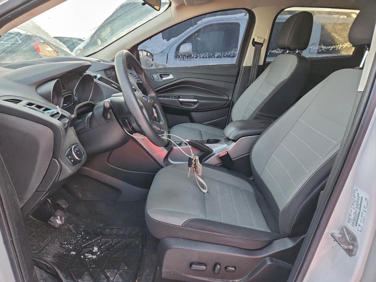 2016 FORD ESCAPE SE photo 7