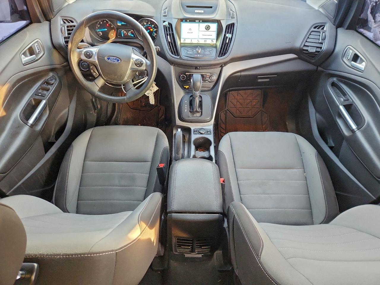 2016 FORD ESCAPE SE photo 8