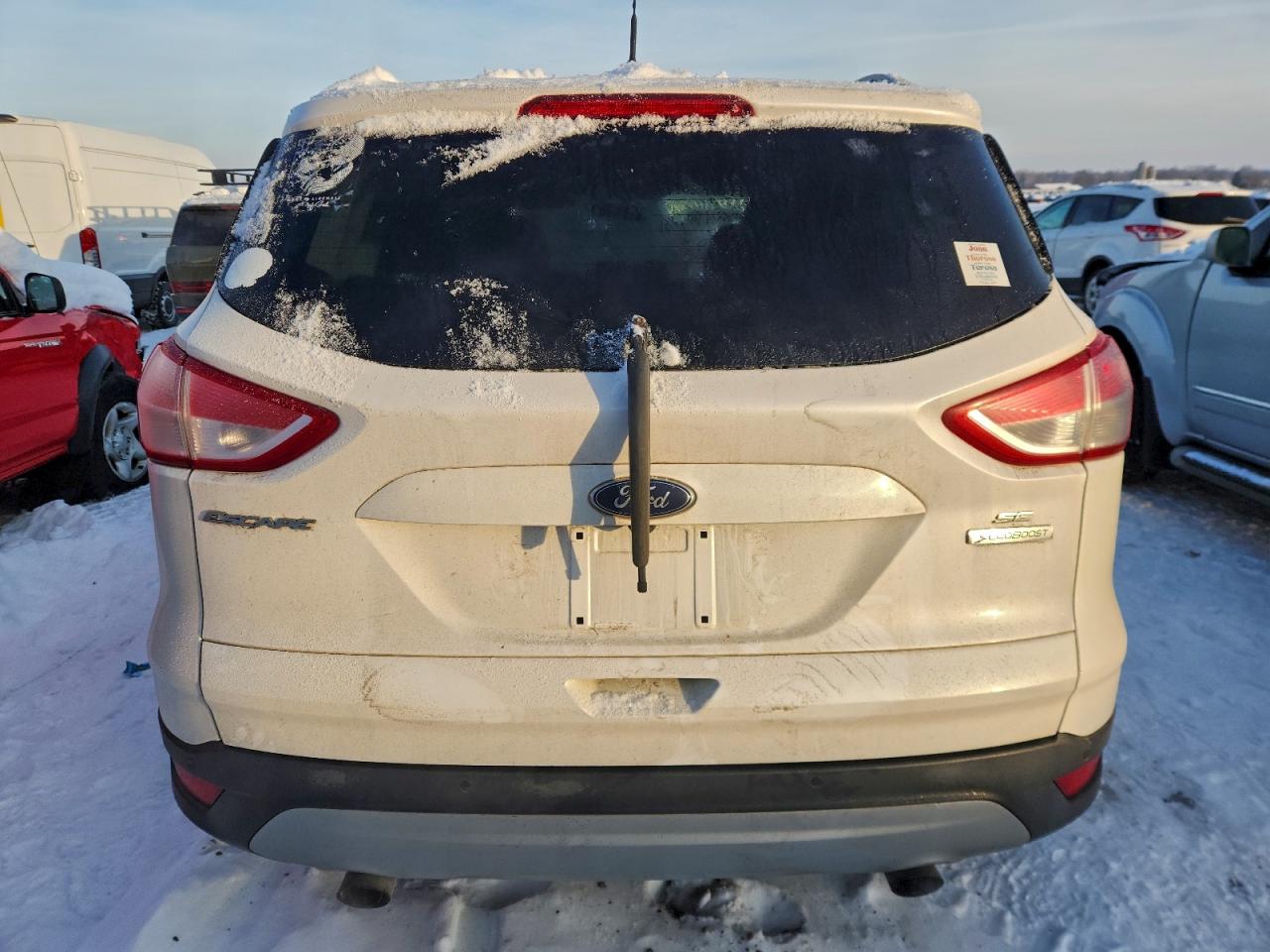 2016 FORD ESCAPE SE photo 6