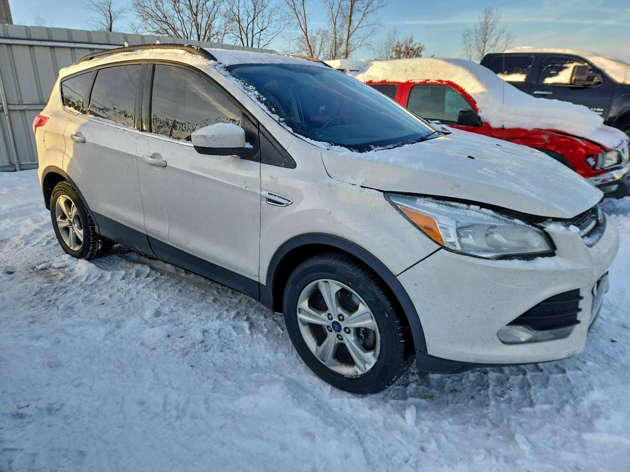 2016 FORD ESCAPE SE photo 4