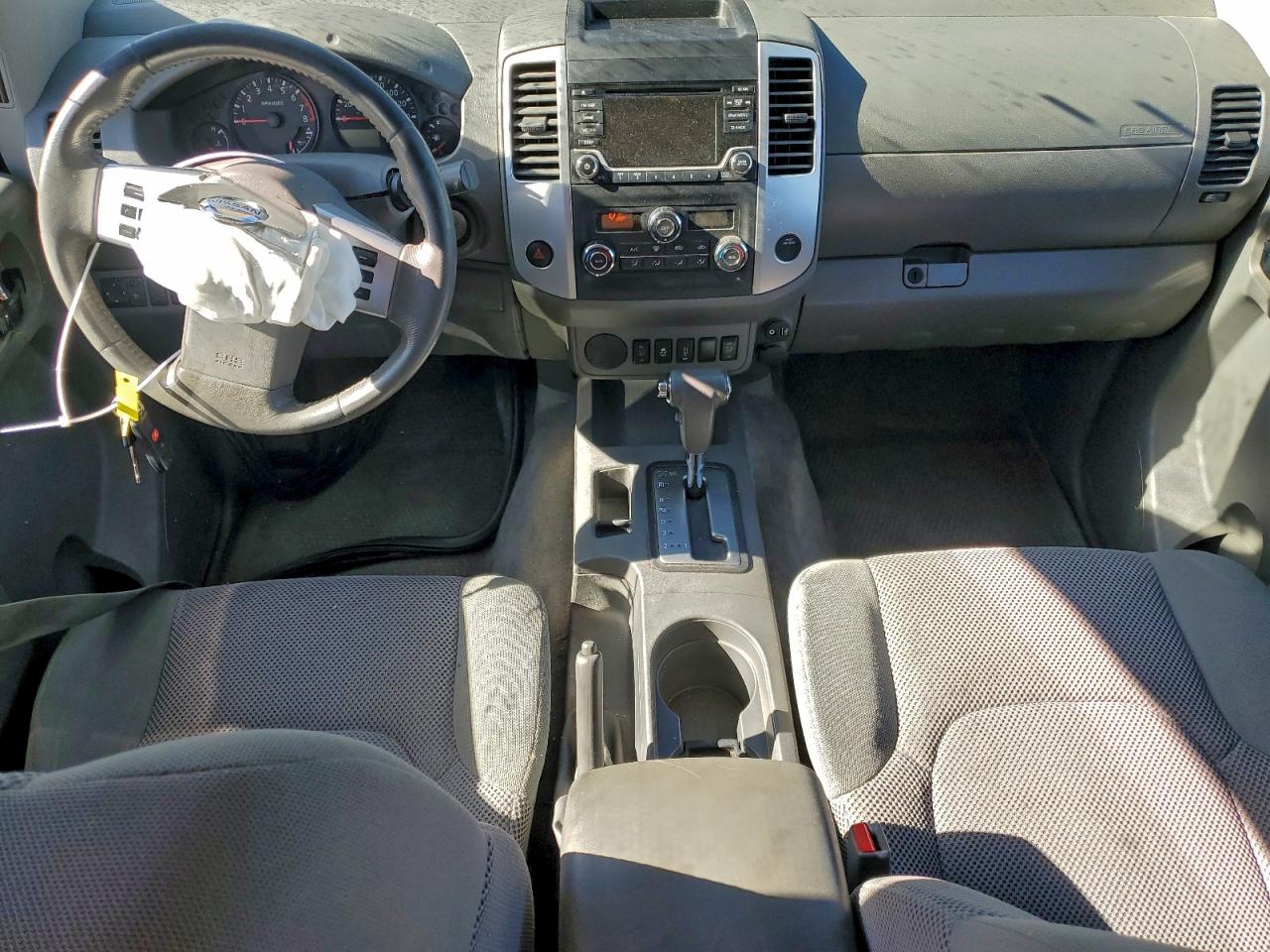 2017 NISSAN FRONTIER S photo 8