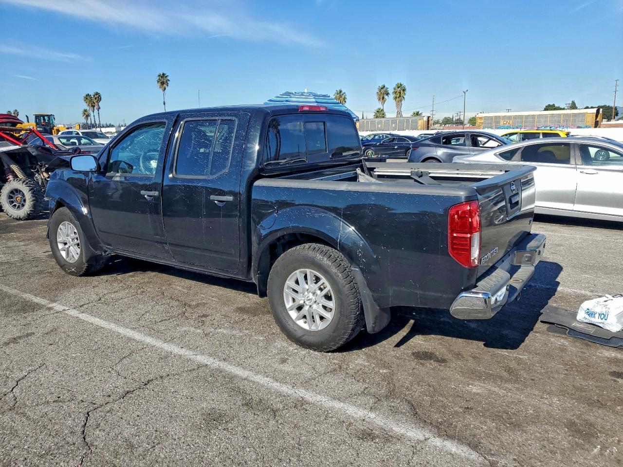 2017 NISSAN FRONTIER S photo 2