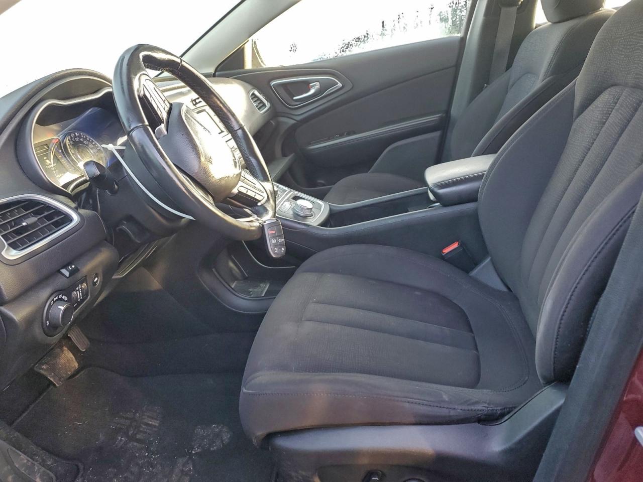 2015 CHRYSLER 200 LIMITED photo 7