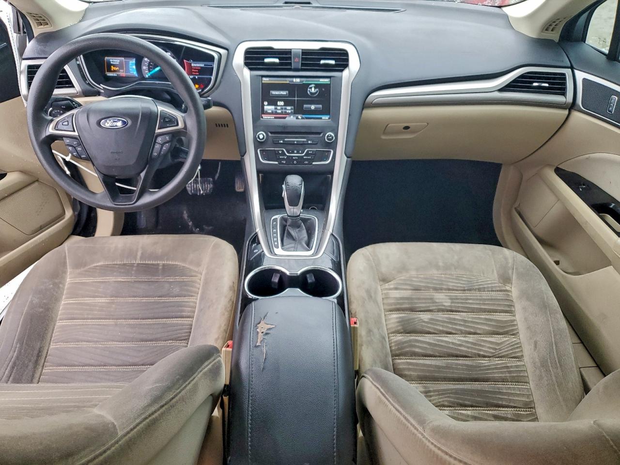 2016 FORD FUSION SE photo 8