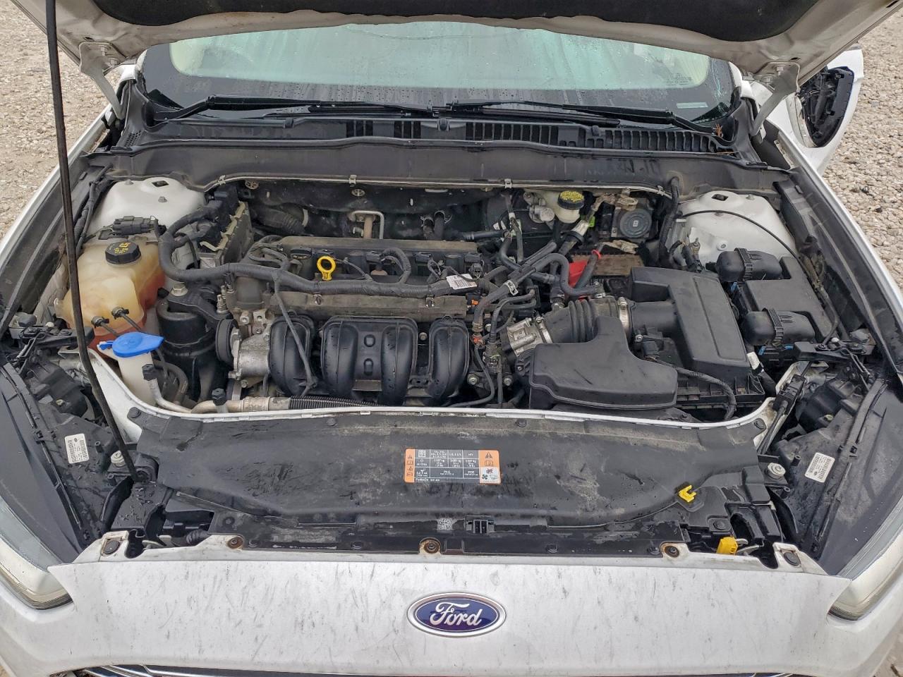 2016 FORD FUSION SE photo 11