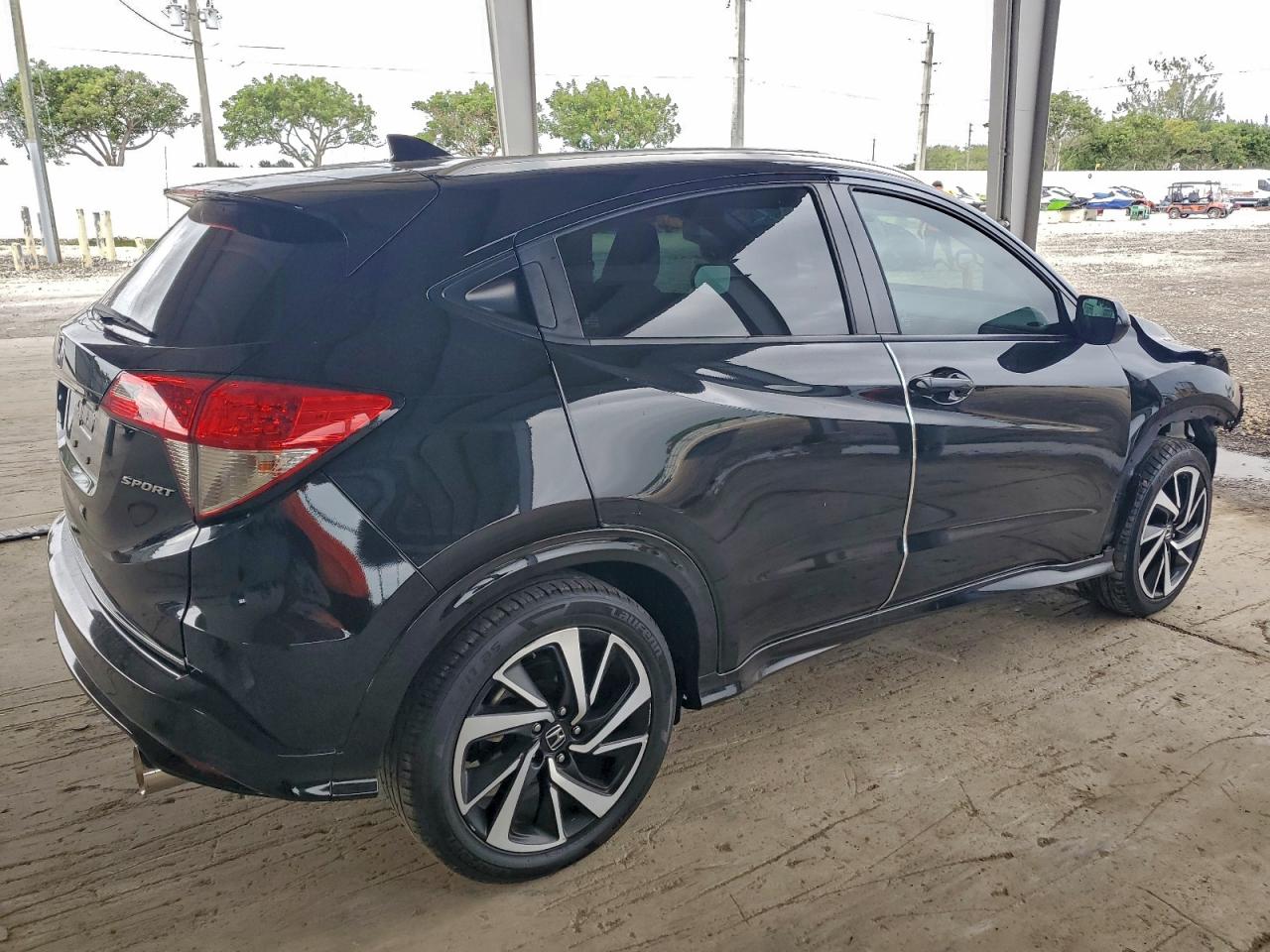 2019 HONDA HR-V SPORT photo 3