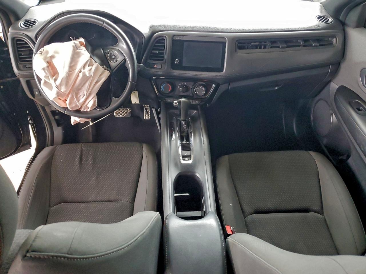 2019 HONDA HR-V SPORT photo 8