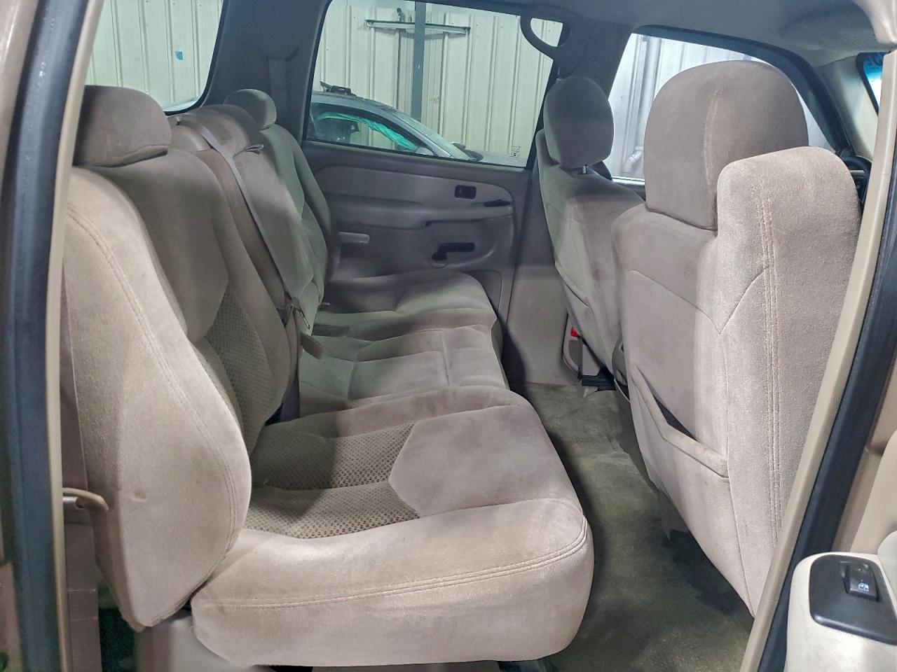 2003 CHEVROLET SUBURBAN K1500 photo 11