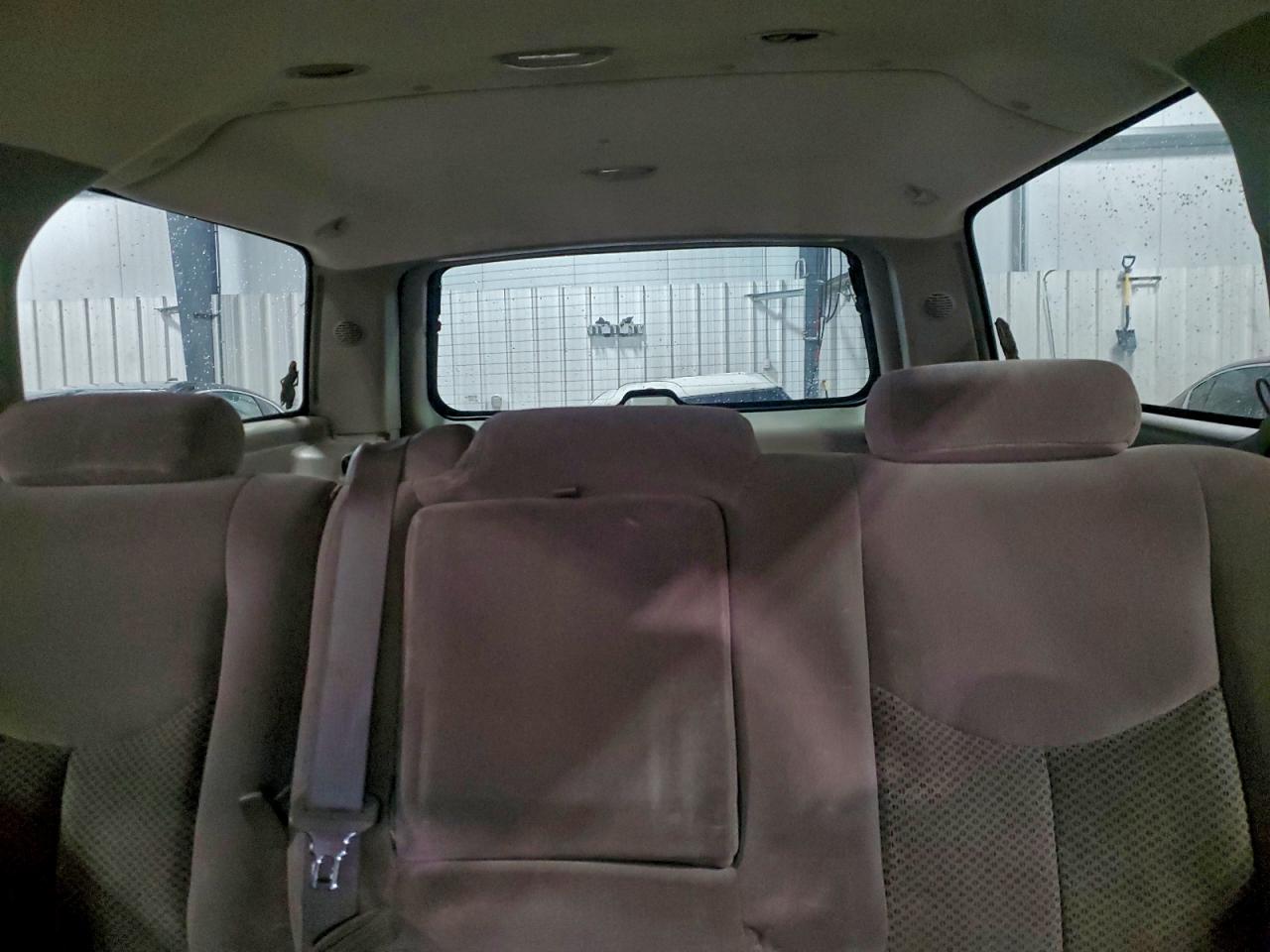 2003 CHEVROLET SUBURBAN K1500 photo 10