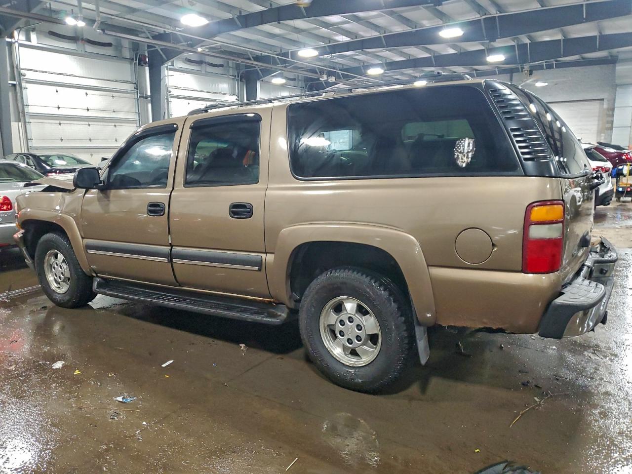2003 CHEVROLET SUBURBAN K1500 photo 2