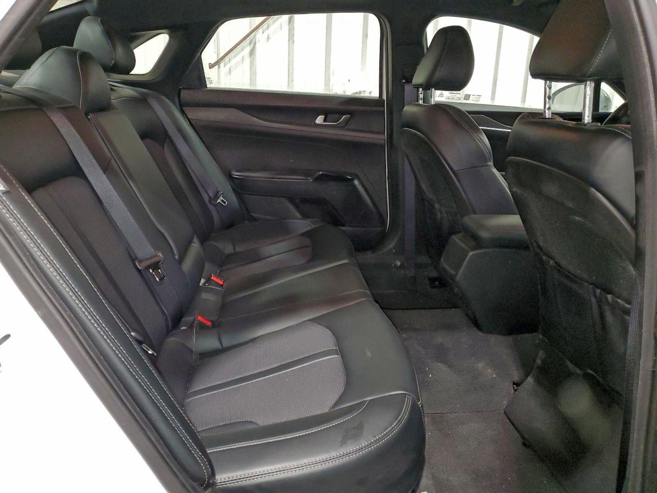 2023 KIA K5 GT LINE photo 10