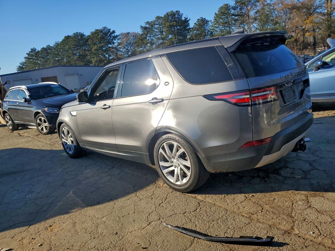 2017 LAND ROVER DISCOVERY HSE photo 2