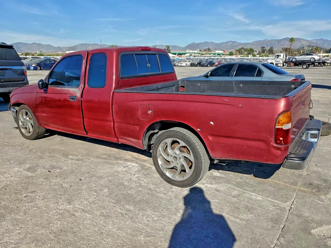 1998 TOYOTA TACOMA XTRACAB photo 2