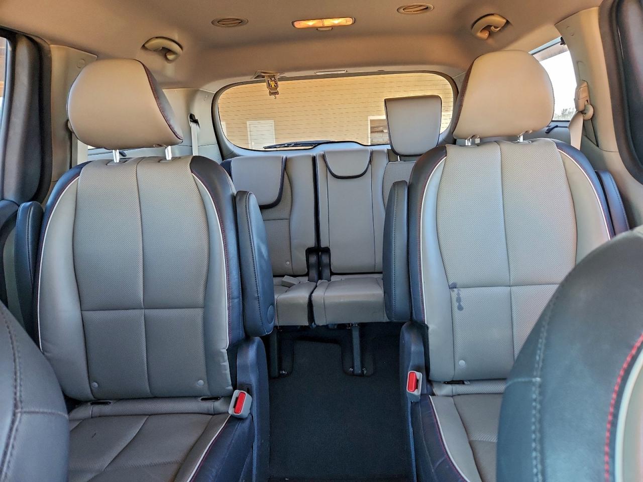 2016 KIA SEDONA EX photo 10
