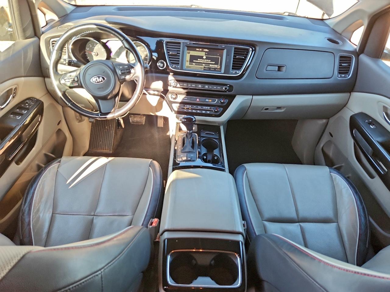 2016 KIA SEDONA EX photo 8