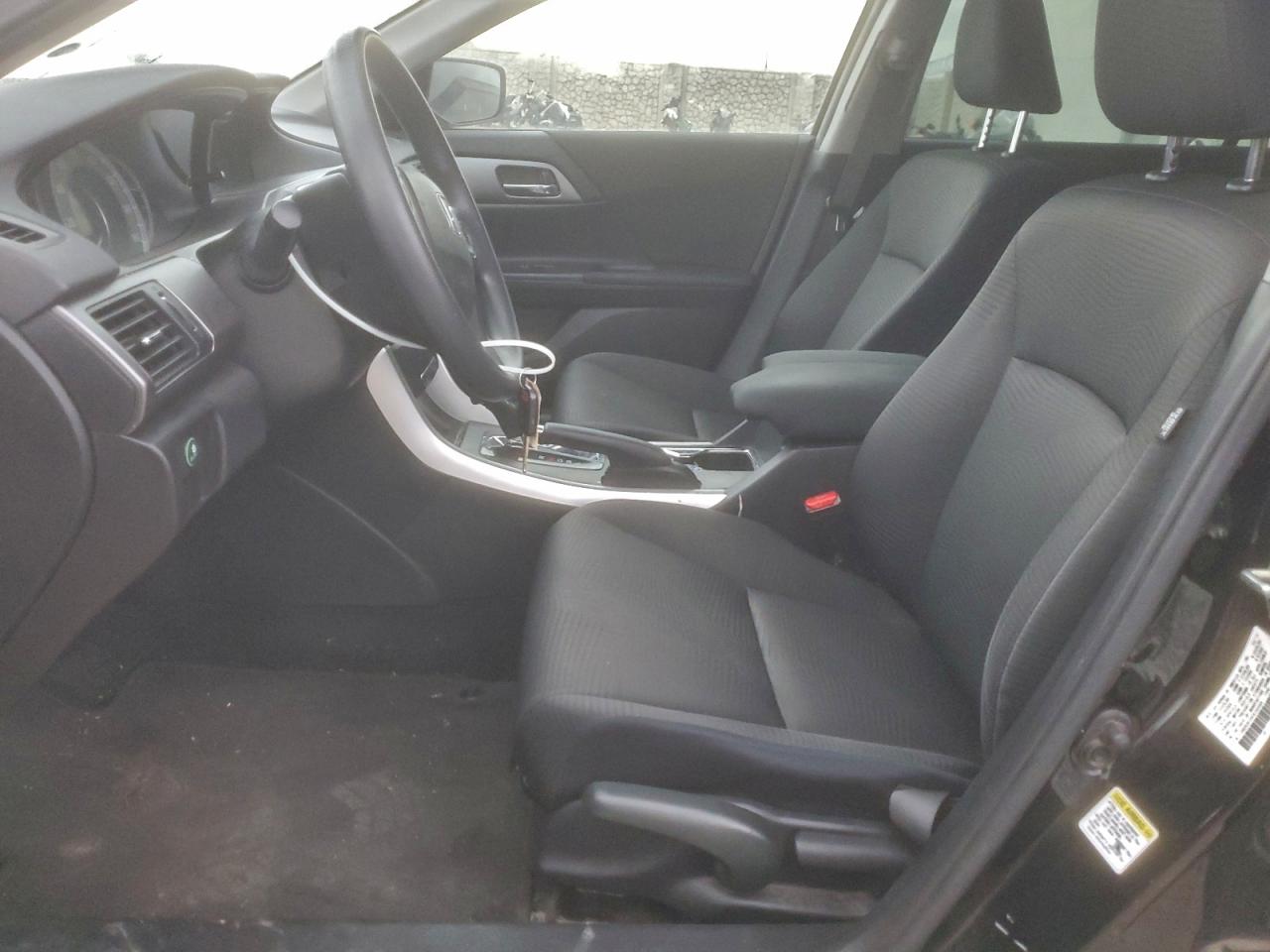 2015 HONDA ACCORD LX photo 7