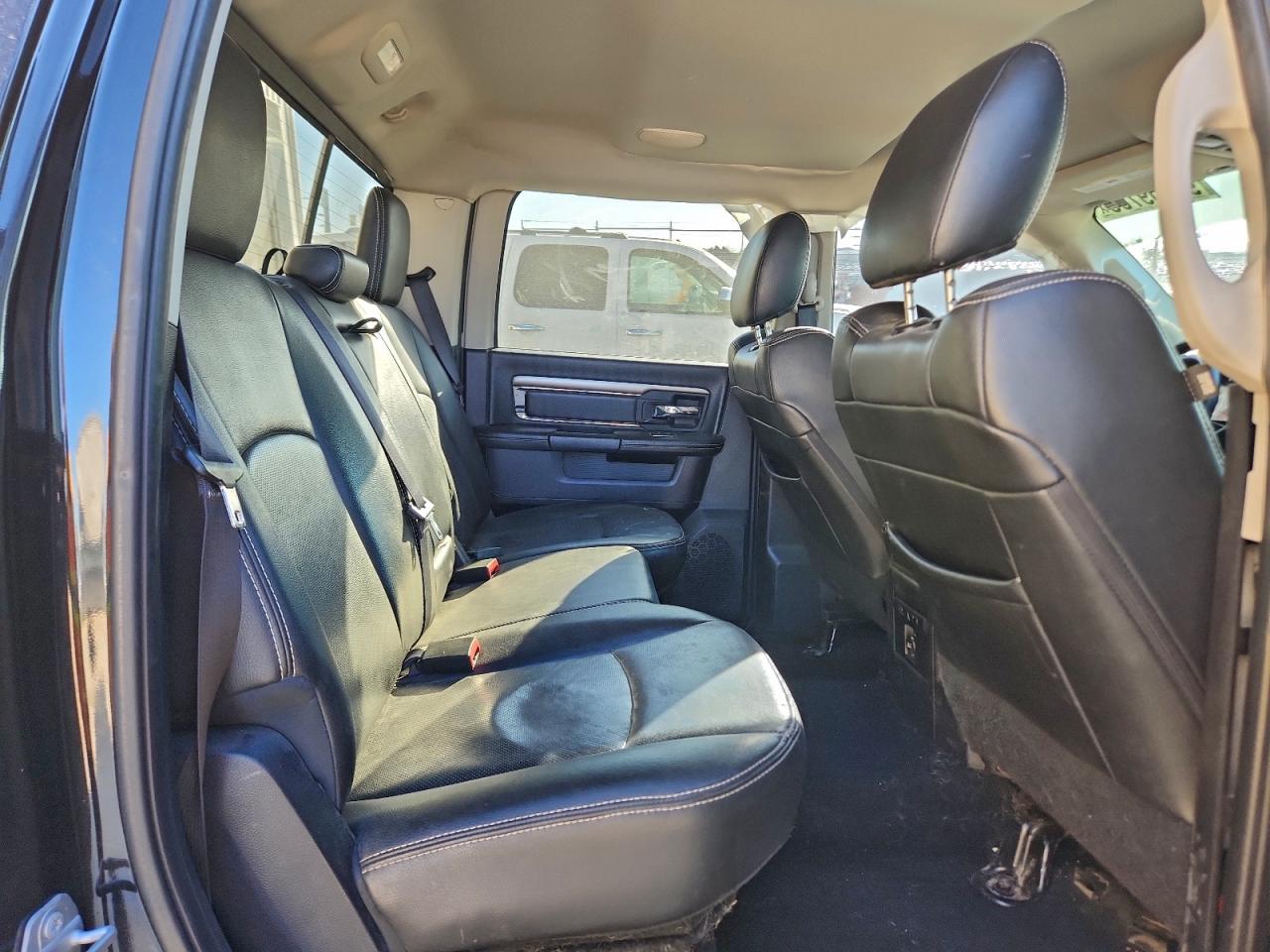 2016 RAM 1500 SPORT photo 10