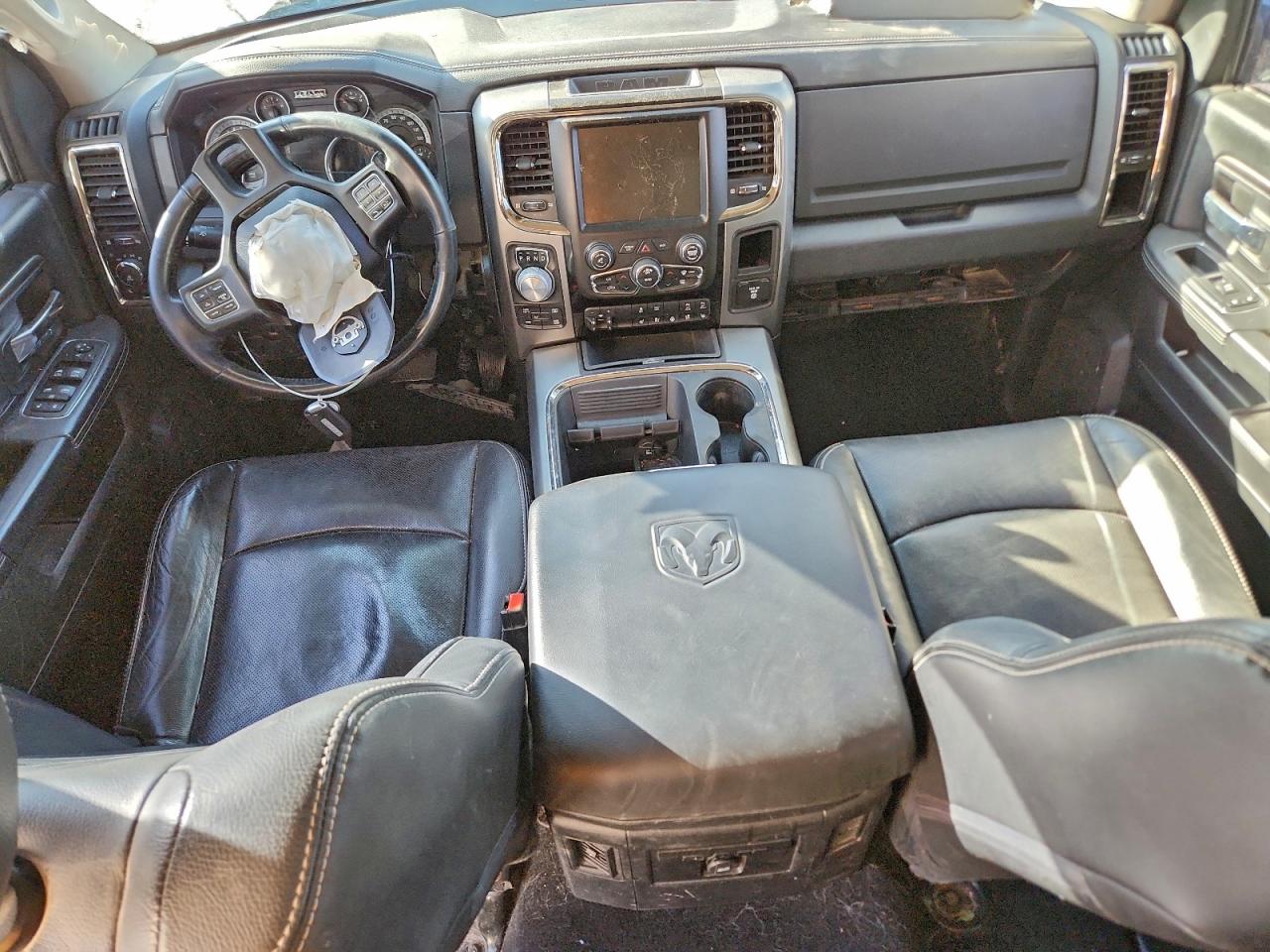 2016 RAM 1500 SPORT photo 8