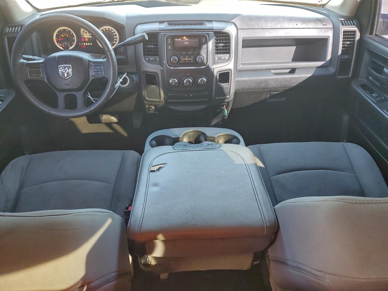 2013 RAM 1500 ST photo 8