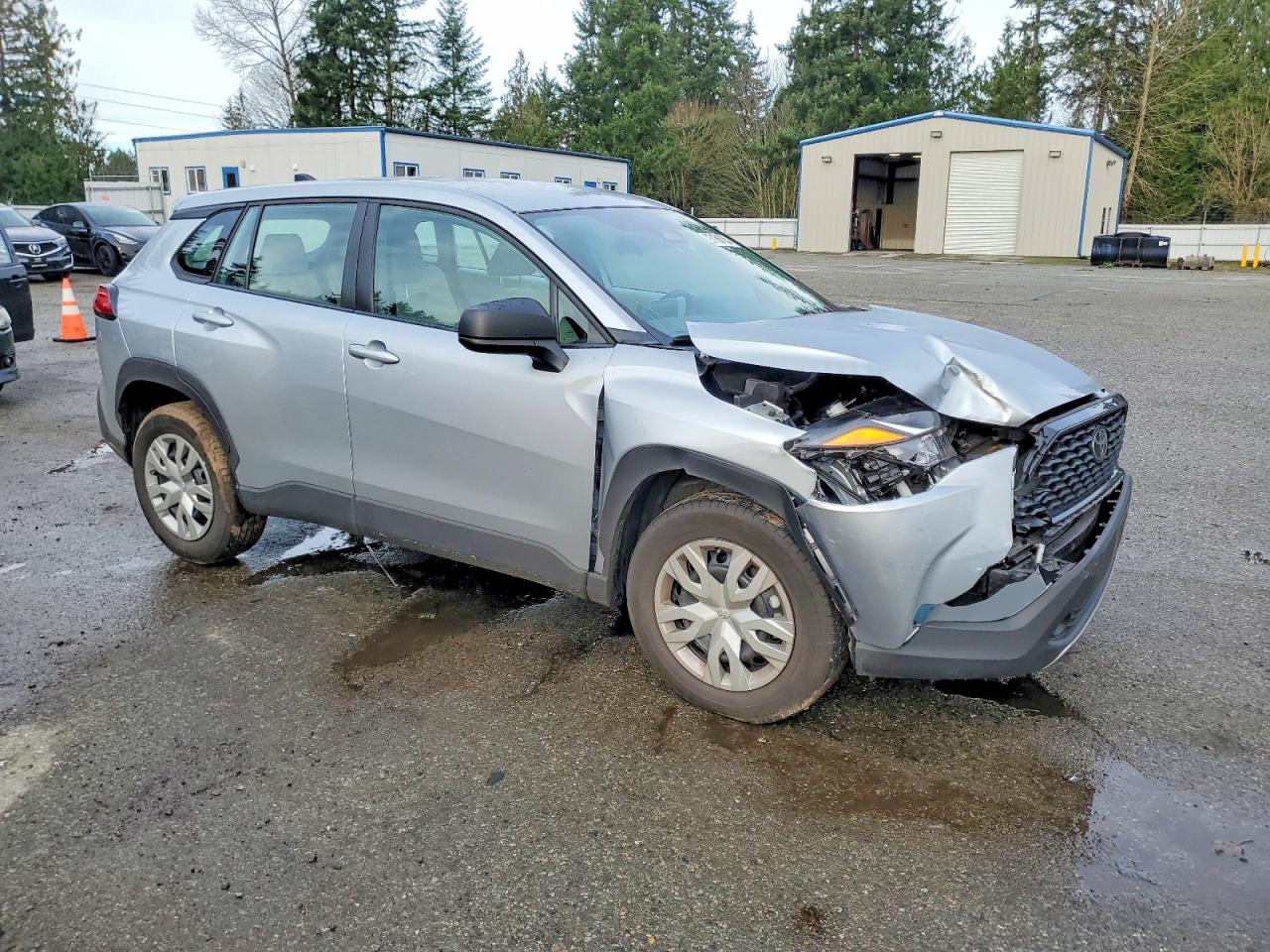 2023 TOYOTA COROLLA CROSS L photo 4