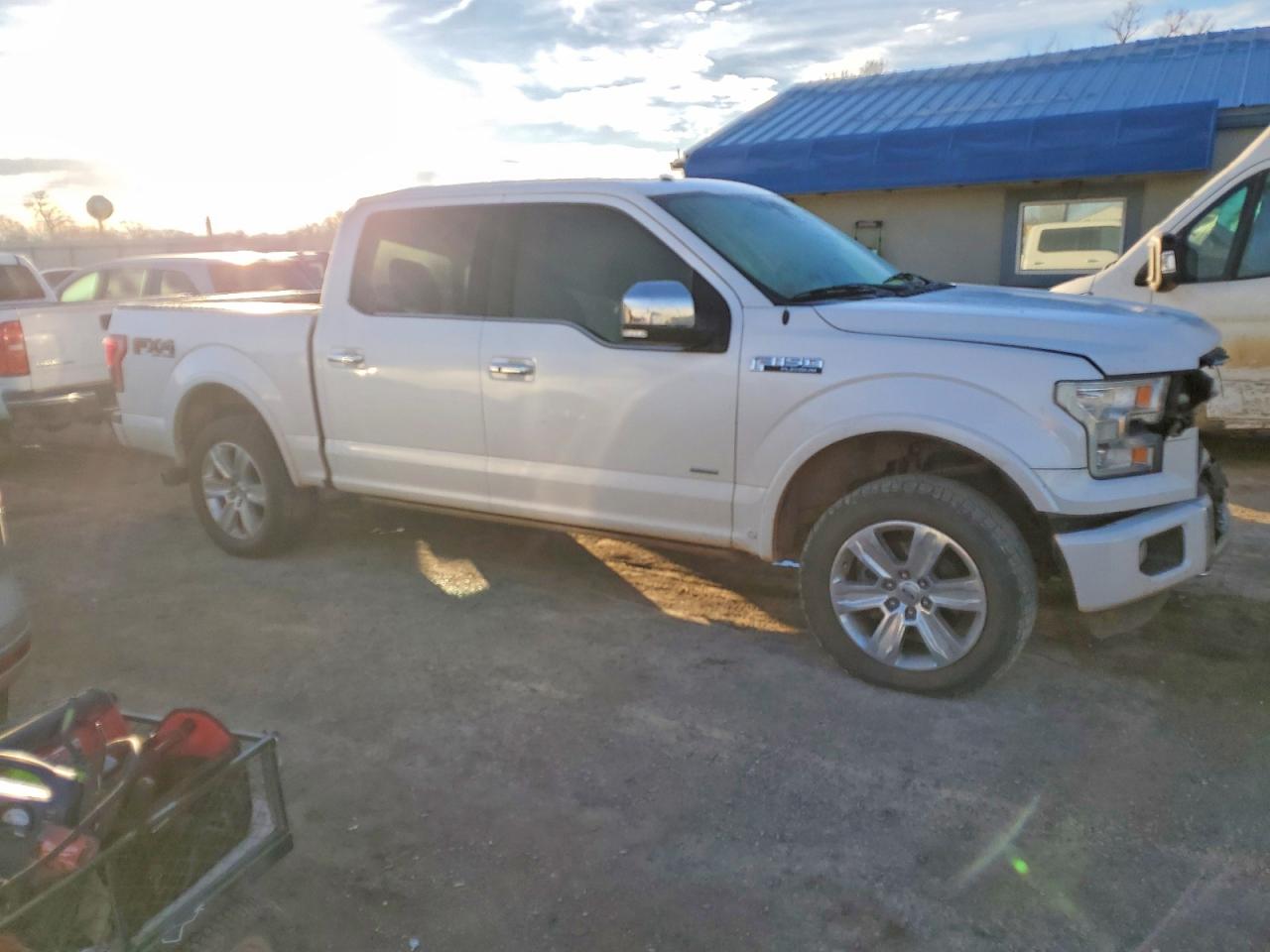 2015 FORD F150 SUPERCREW photo 4
