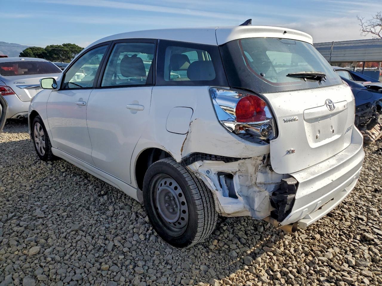 2007 TOYOTA COROLLA MATRIX XR photo 2
