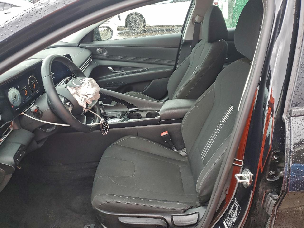 2023 HYUNDAI ELANTRA SEL photo 7