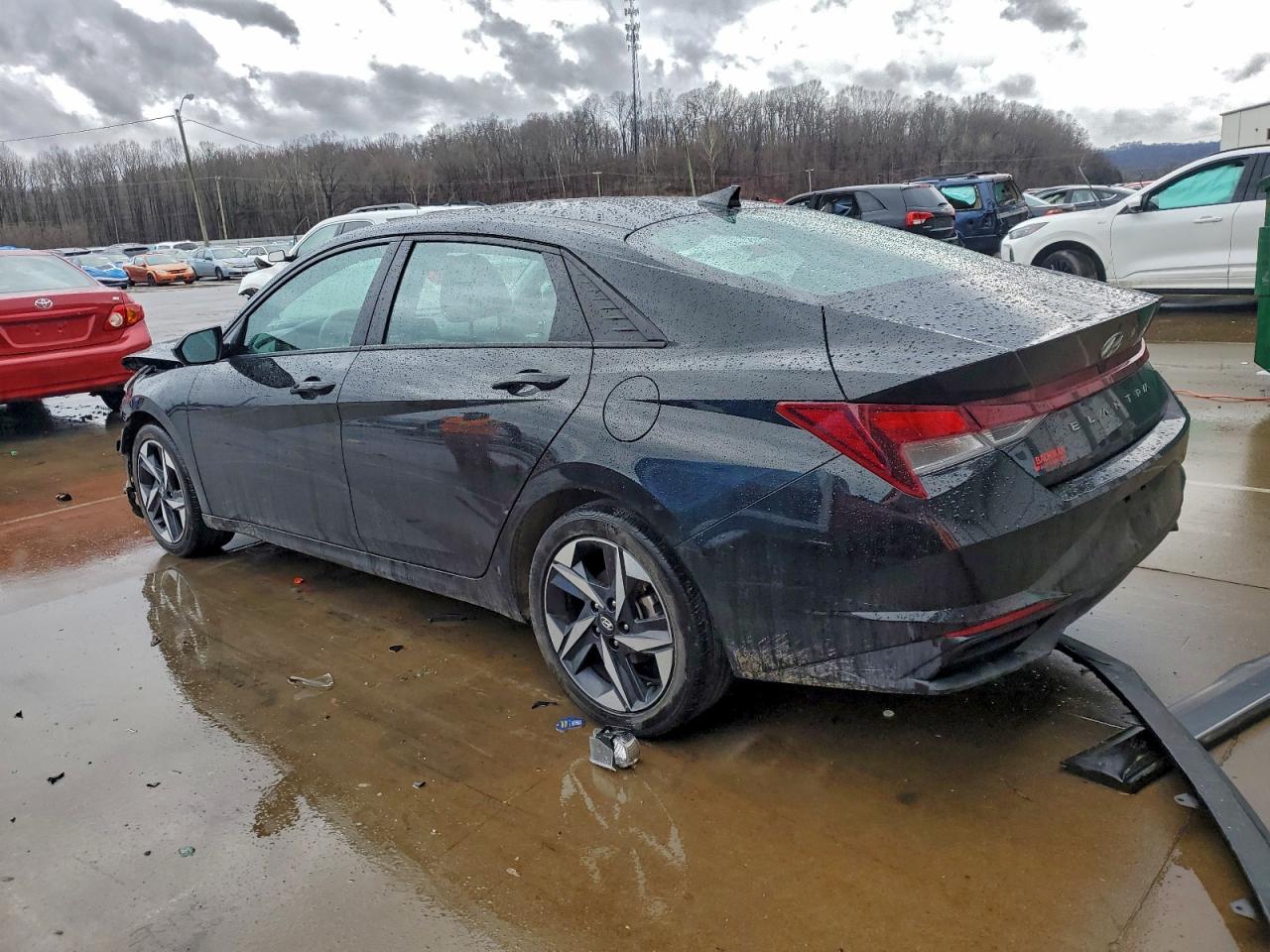 2023 HYUNDAI ELANTRA SEL photo 2