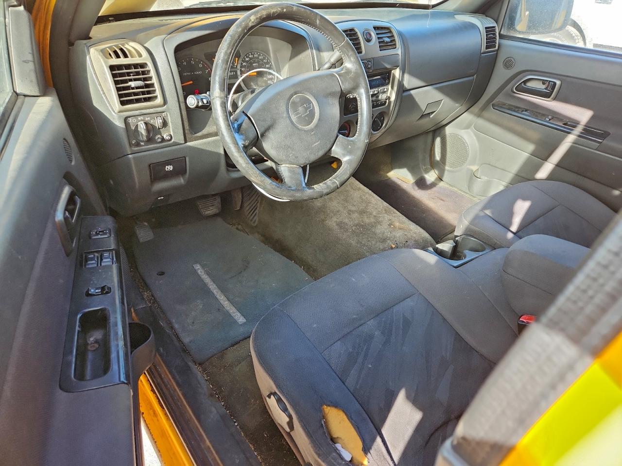 2005 CHEVROLET COLORADO photo 8