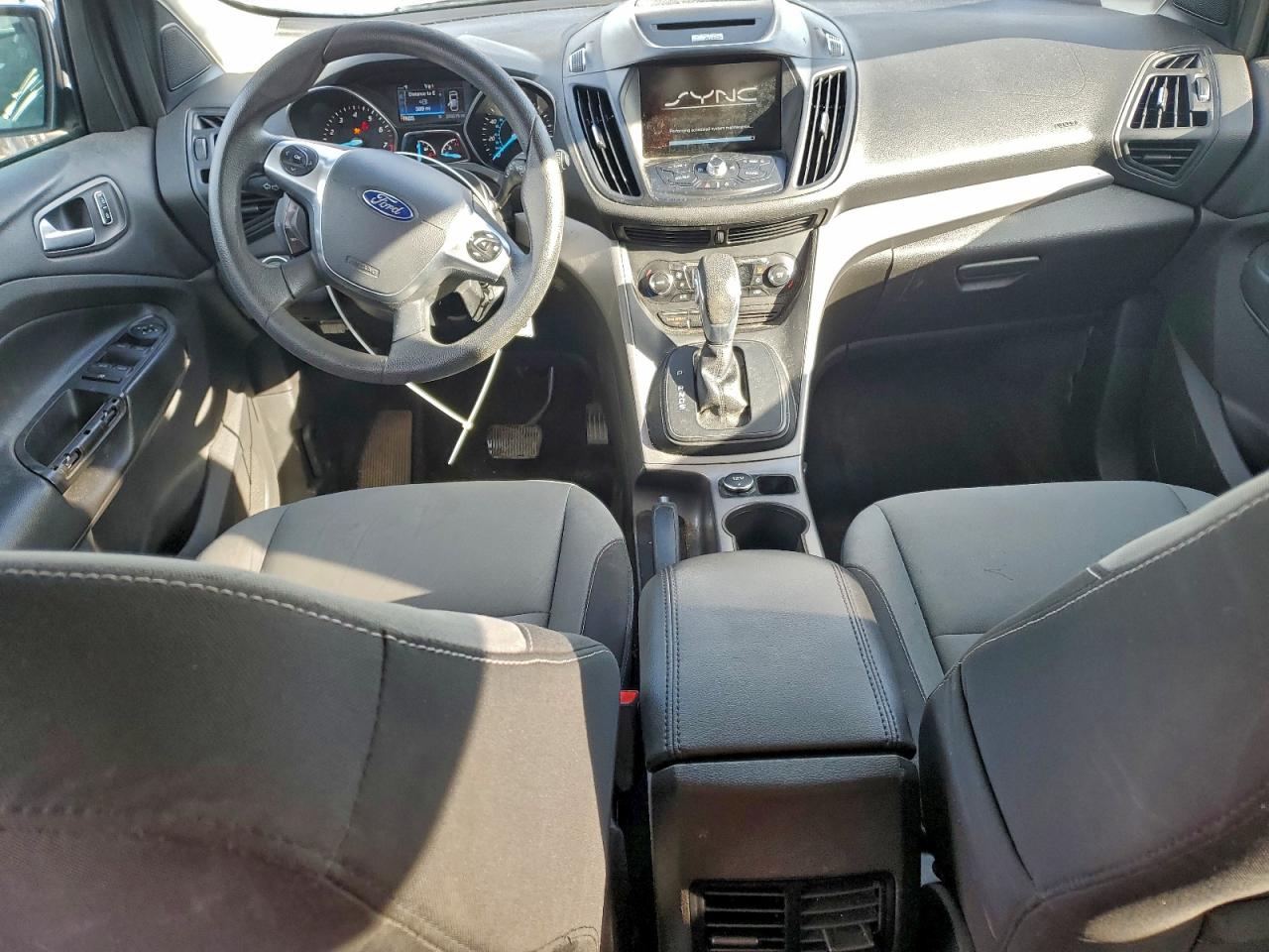 2015 FORD ESCAPE SE photo 8
