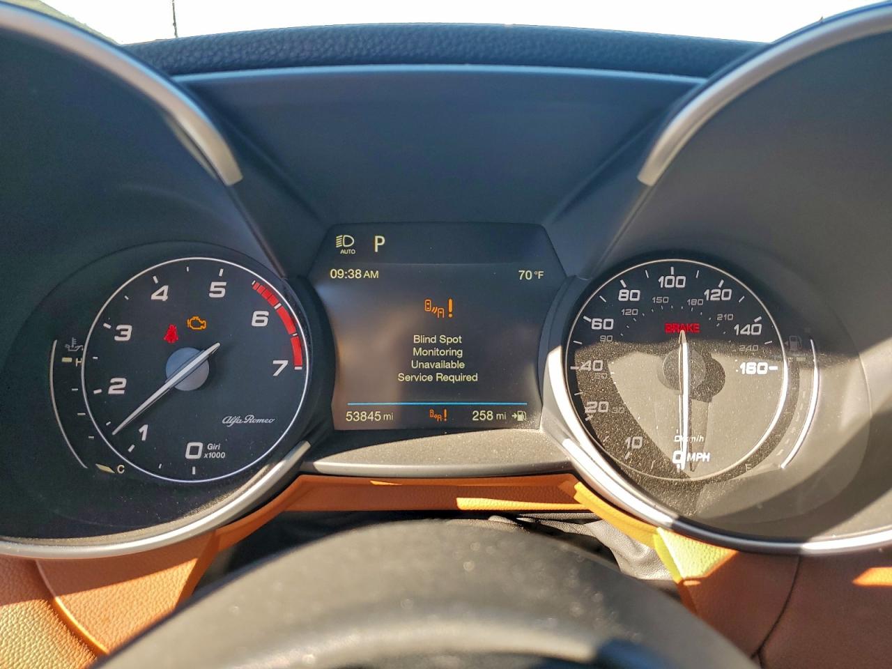 2019 ALFA ROMEO GIULIA photo 9