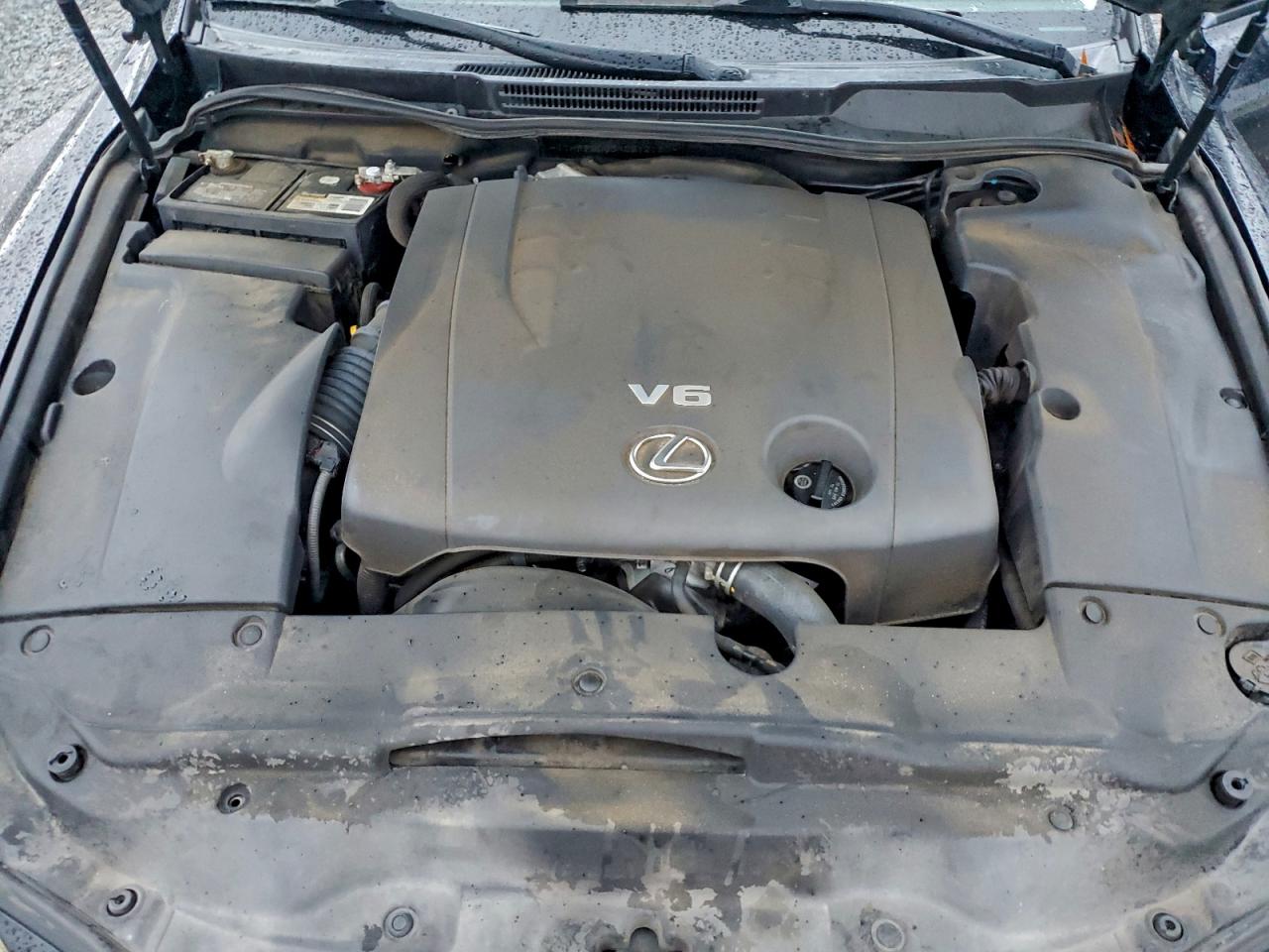 2010 LEXUS IS 250 photo 11