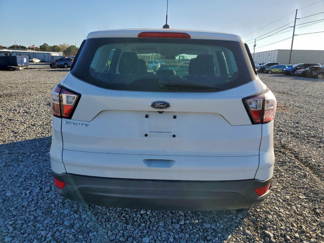 2018 FORD ESCAPE S photo 6