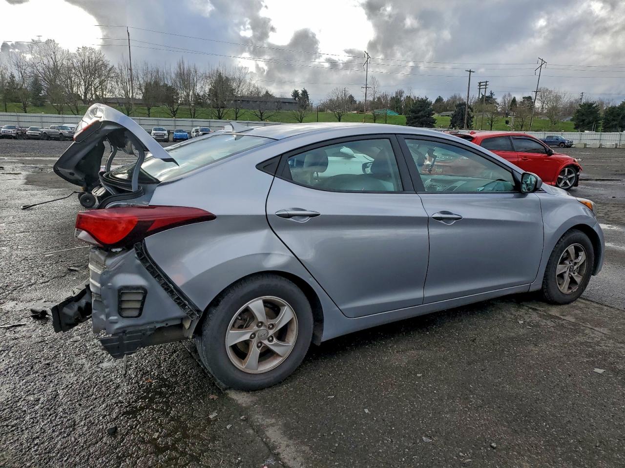 2015 HYUNDAI ELANTRA SE photo 3