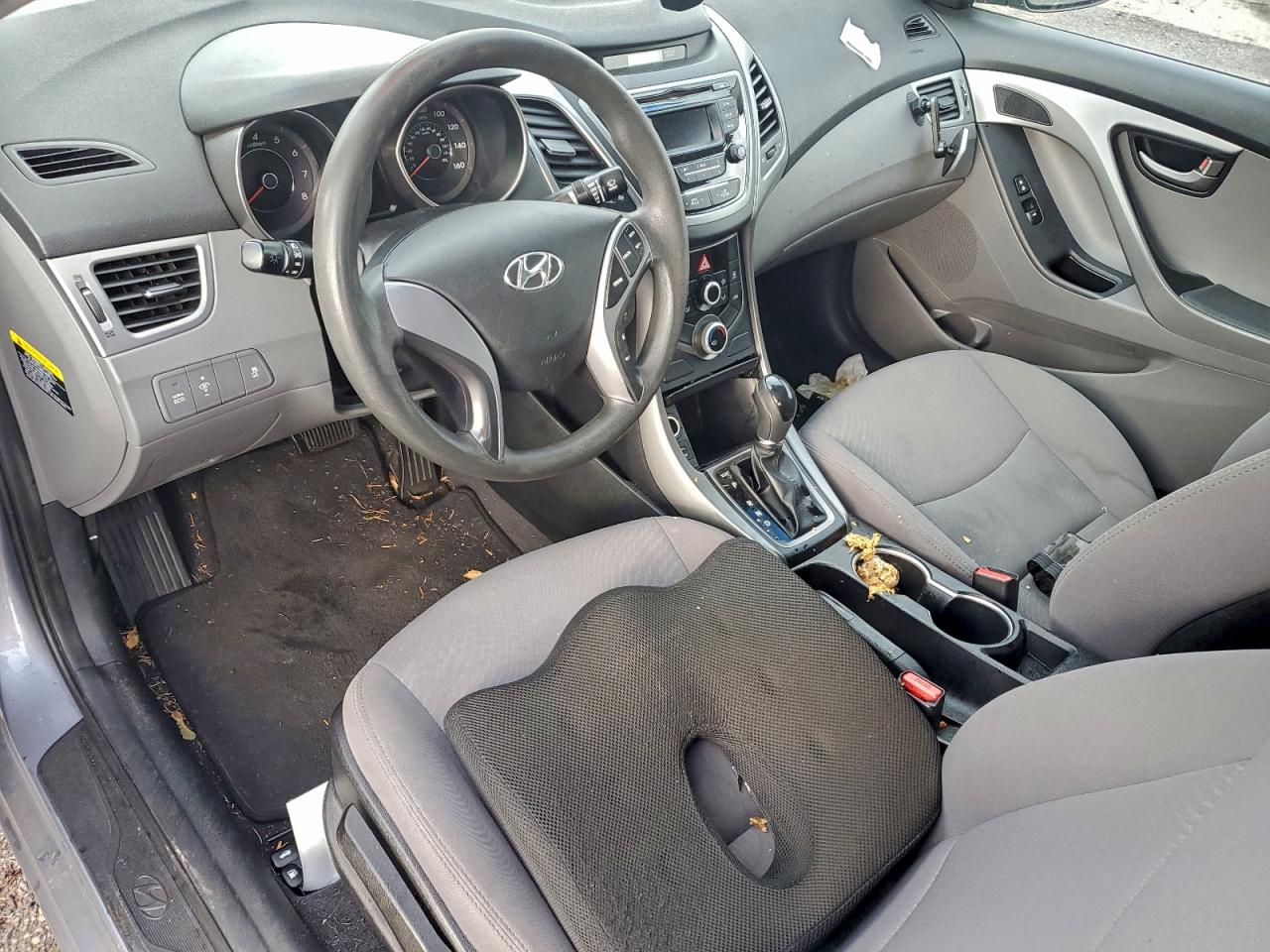 2015 HYUNDAI ELANTRA SE photo 8