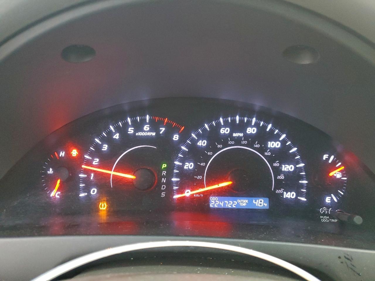 2011 TOYOTA CAMRY BASE photo 9