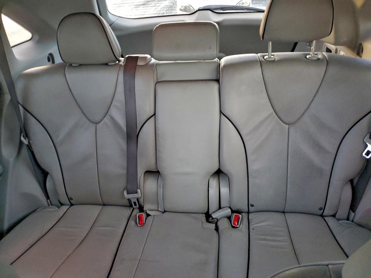 2010 TOYOTA VENZA photo 10
