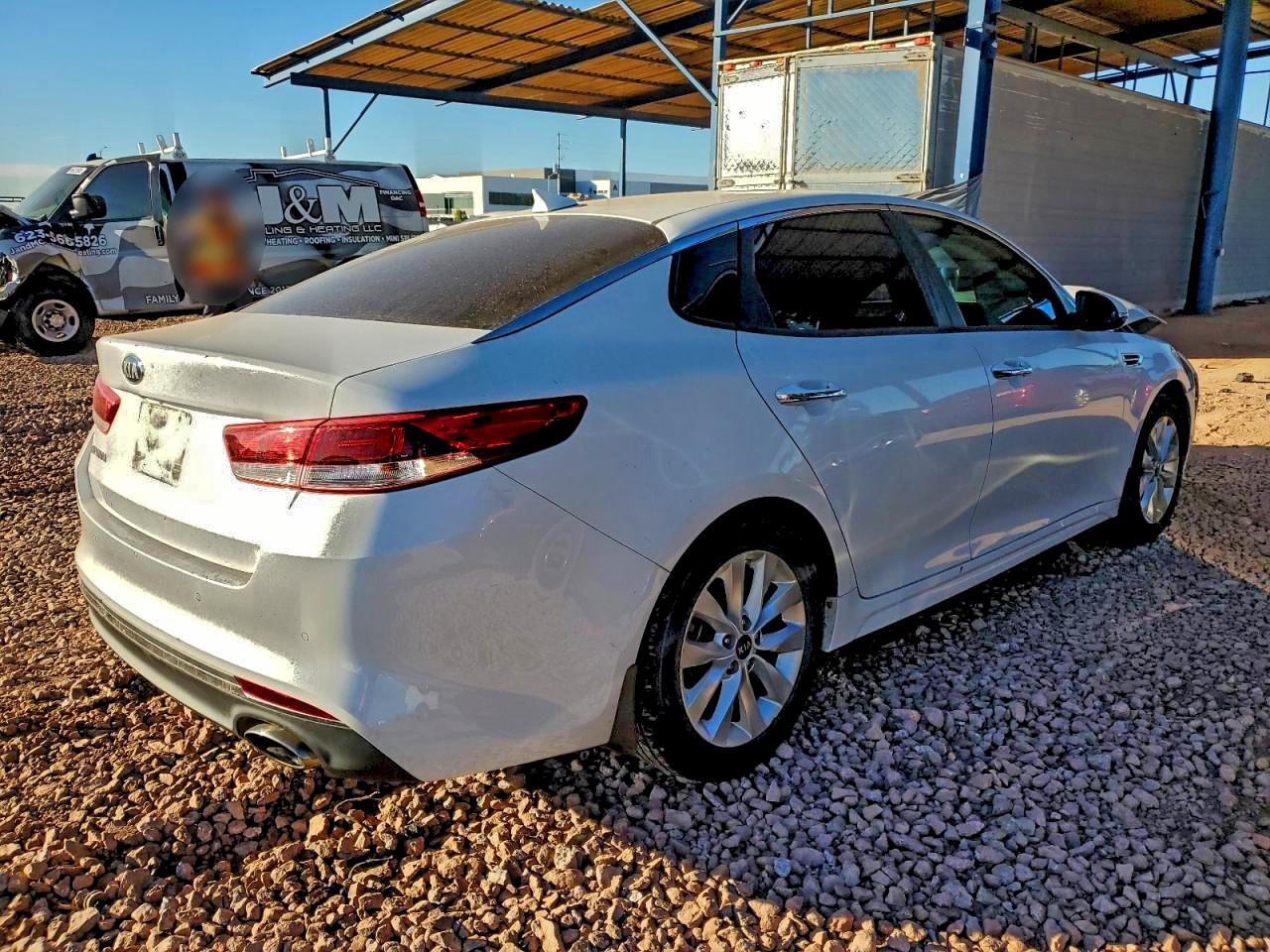 2018 KIA OPTIMA LX photo 3