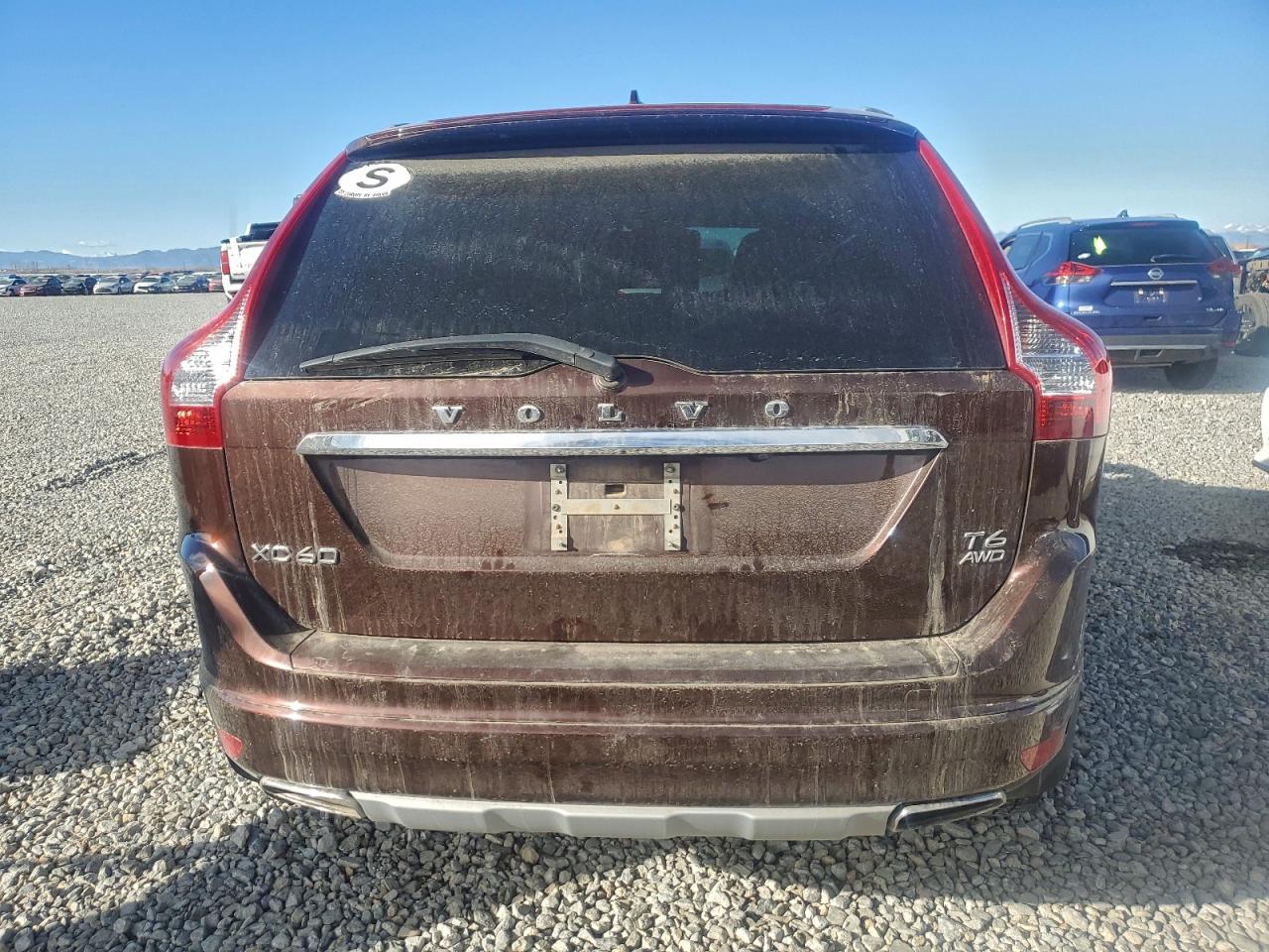2016 VOLVO XC60 T6 PREMIER photo 6