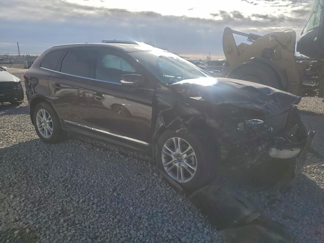 2016 VOLVO XC60 T6 PREMIER photo 4