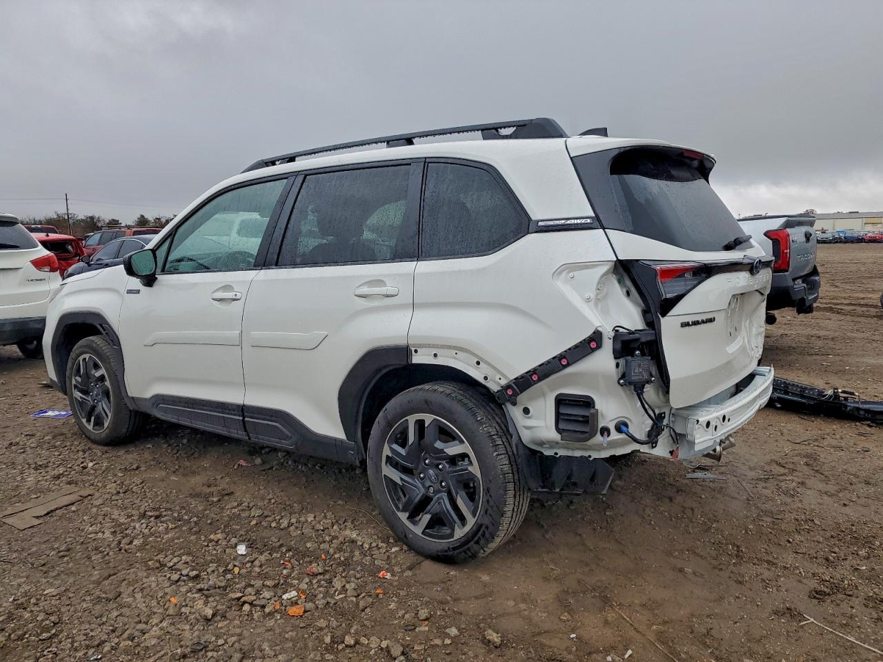 2025 SUBARU FORESTER PREMIUM photo 2
