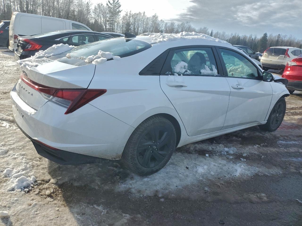 2022 HYUNDAI ELANTRA SEL photo 3
